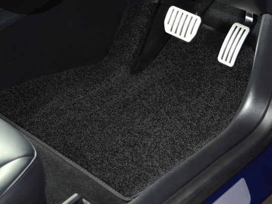 MAN TGE Van 2017+ Van Mats // Grey Elite, Dark Blue Trim
